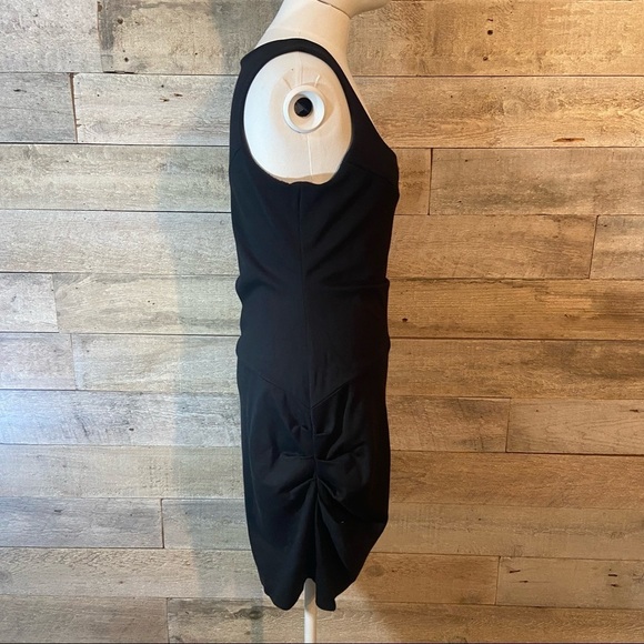 Cynthia Steffe women’s ruched little black dress in size 6 - Picture 4 of 10